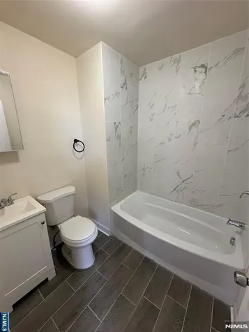 133 Seymour Avenue Newark NJ 07108