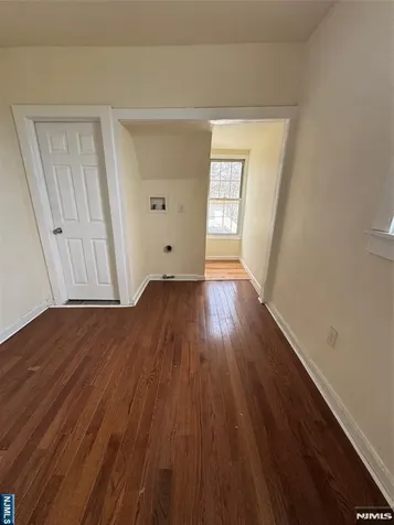 133 Seymour Avenue Newark NJ 07108
