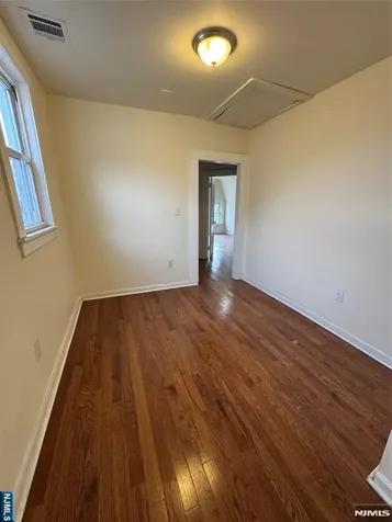 133 Seymour Avenue Newark NJ 07108
