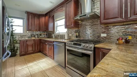 224 Pompton Road Haledon NJ 07508