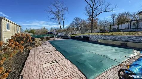 224 Pompton Road Haledon NJ 07508