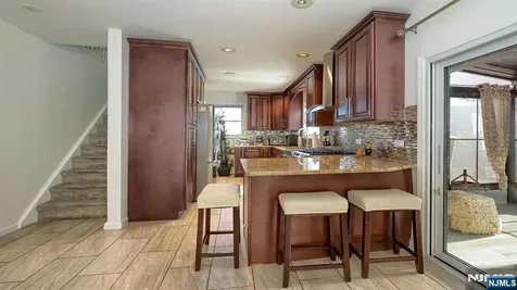 224 Pompton Road Haledon NJ 07508