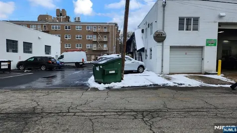 460 Commercial Avenue Palisades Park NJ 07650