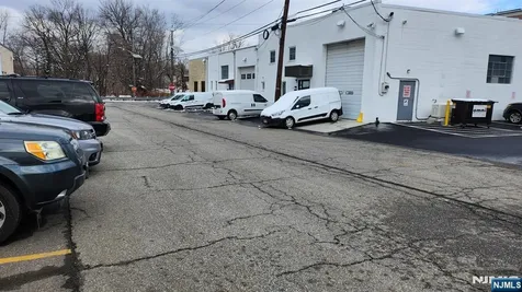 460 Commercial Avenue Palisades Park NJ 07650