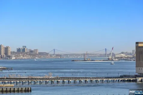 2 2nd Street Jersey City NJ 07302