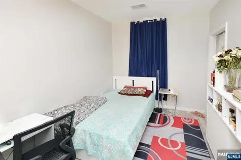 839 15th Street Newark NJ 07108
