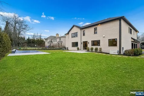 50 Roberts Road Englewood Cliffs NJ 07632