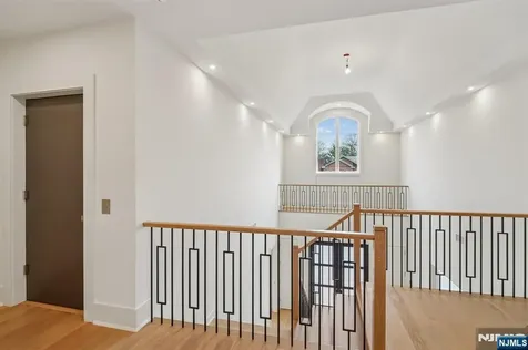 50 Roberts Road Englewood Cliffs NJ 07632