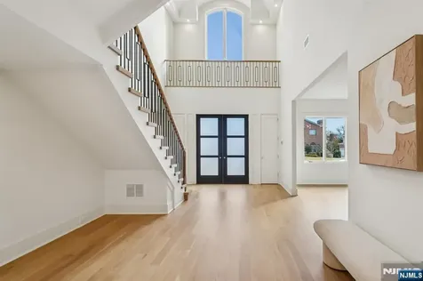 50 Roberts Road Englewood Cliffs NJ 07632