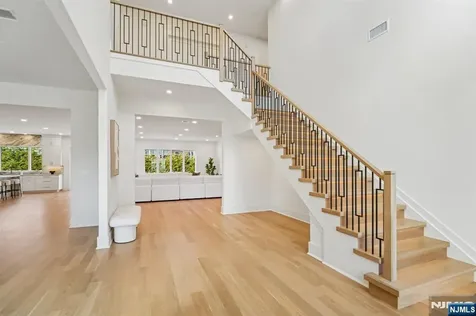 50 Roberts Road Englewood Cliffs NJ 07632
