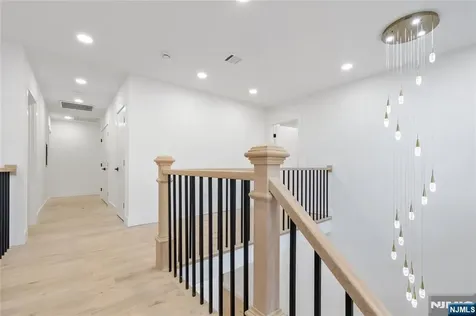 42 Harvey Street Closter NJ 07624