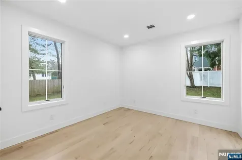 42 Harvey Street Closter NJ 07624