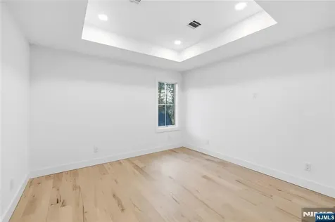 42 Harvey Street Closter NJ 07624