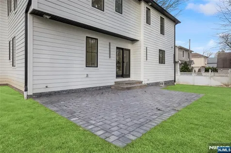 42 Harvey Street Closter NJ 07624