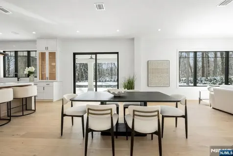 48 Brook Road Upper Saddle River NJ 07458