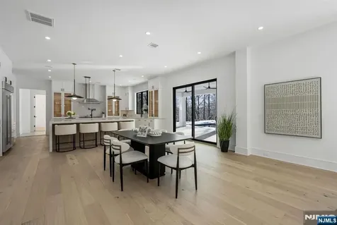 48 Brook Road Upper Saddle River NJ 07458