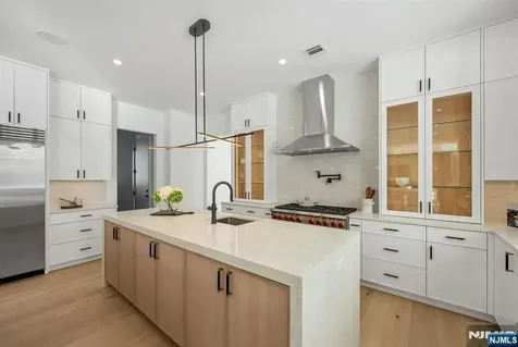 48 Brook Road Upper Saddle River NJ 07458