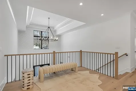 48 Brook Road Upper Saddle River NJ 07458