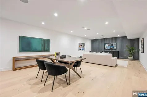 48 Brook Road Upper Saddle River NJ 07458