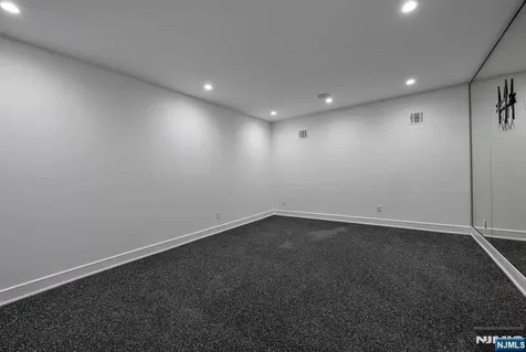 48 Brook Road Upper Saddle River NJ 07458