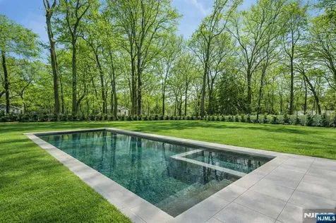 48 Brook Road Upper Saddle River NJ 07458