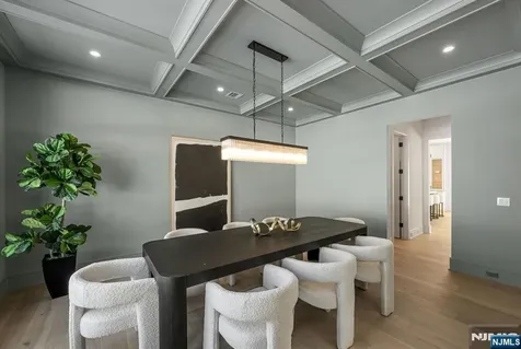 48 Brook Road Upper Saddle River NJ 07458