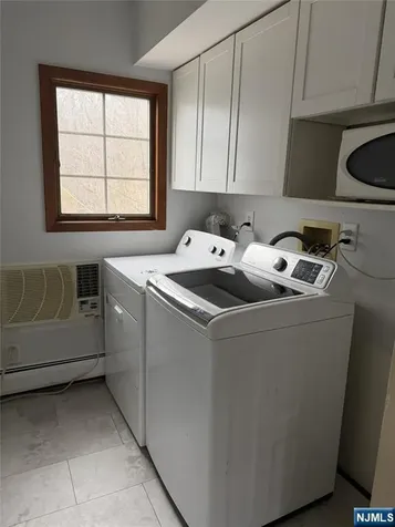 36 Glenwild Avenue Bloomingdale NJ 07403