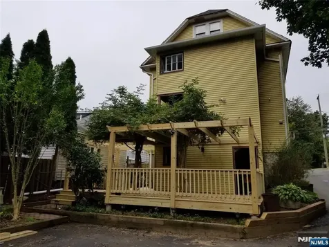 36 Glenwild Avenue Bloomingdale NJ 07403