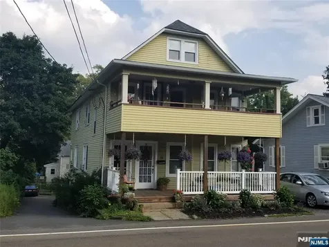 36 Glenwild Avenue Bloomingdale NJ 07403