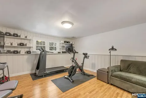 47 Susan Drive Closter NJ 07624