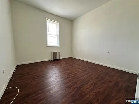 528 Valley Brook Avenue Lyndhurst NJ 07071