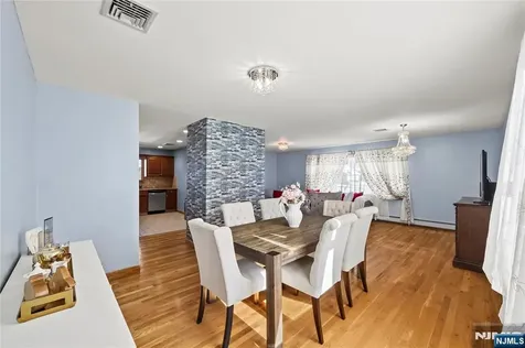 391 Taylor Hackensack NJ 07601