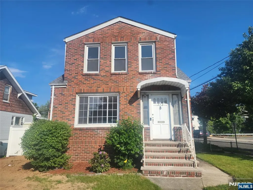 752 Ridge Road Lyndhurst NJ 07071