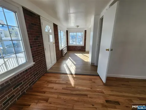 752 Ridge Road Lyndhurst NJ 07071