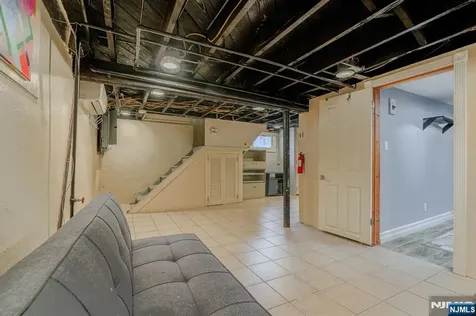 134 N Stanton Street Rahway NJ 07065