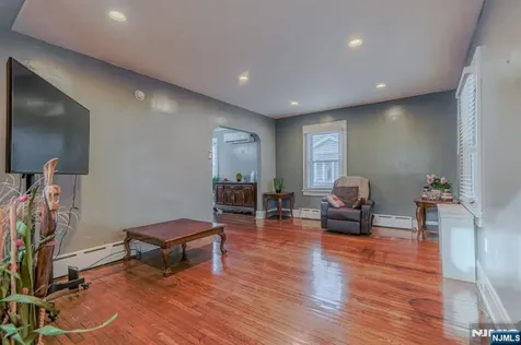 134 N Stanton Street Rahway NJ 07065