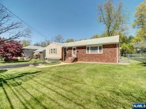 25 Woodland Avenue West Orange NJ 07052