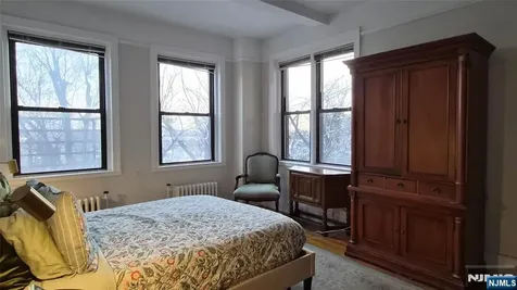 363-377 Mount Prospect Newark NJ 07104