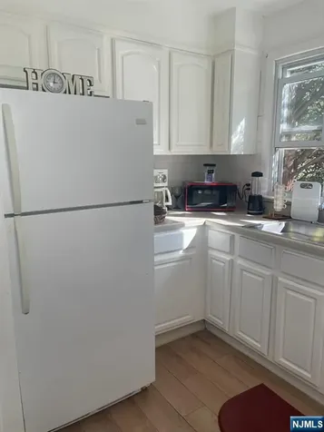 88 Fournier Crescent Elmwood Park NJ 07407