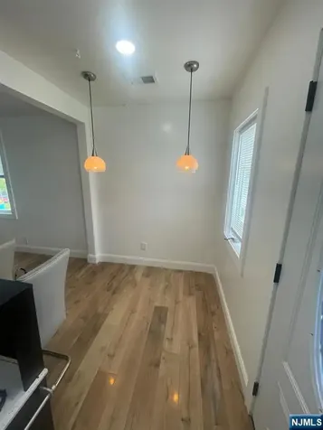 88 Fournier Crescent Elmwood Park NJ 07407