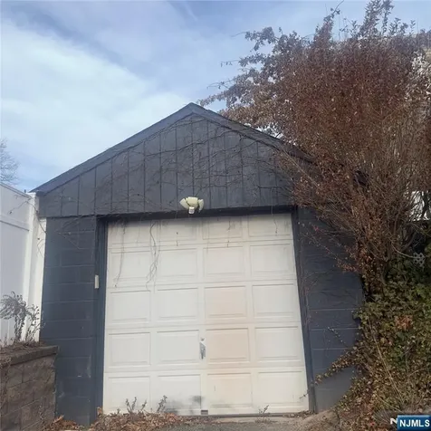 66 Garden Avenue Belleville NJ 07109