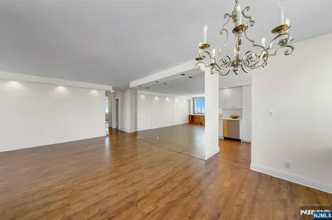 1600 Parker Avenue Fort Lee NJ 07024