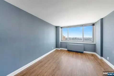 1600 Parker Avenue Fort Lee NJ 07024
