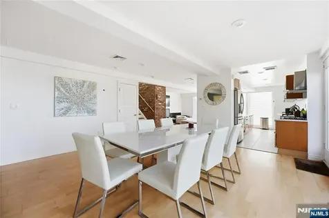 27 Suffolk Lane Tenafly NJ 07670