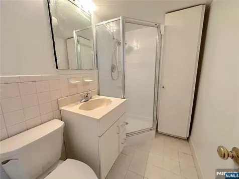 2185 Lemoine Fort Lee NJ 07024