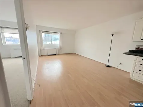 2185 Lemoine Fort Lee NJ 07024