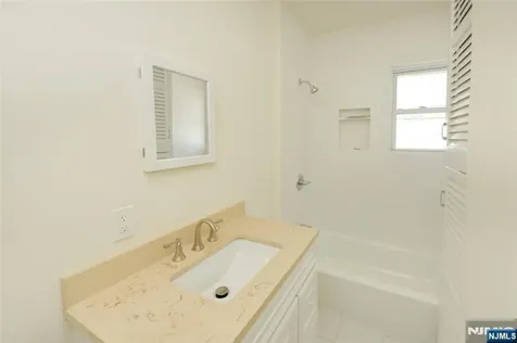 467 Washington Avenue Hackensack NJ 07601