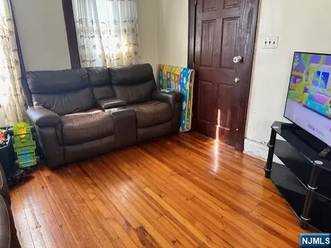 755 Myrtle Street Elizabeth NJ 07202
