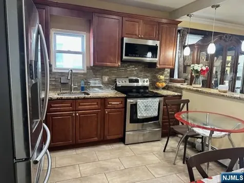 755 Myrtle Street Elizabeth NJ 07202