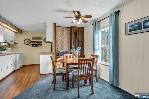 44 Nancy Lane Barnegat NJ 08005